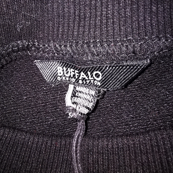 Buffalo David Bitton sweater - Picture 2 of 3
